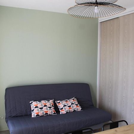 Appartement Studio Avec Parking Proche Plage Et Centre à Royan Extérieur photo